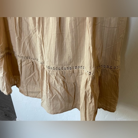 White Birch|Tan Prairie Ruffle Dress with Eyelet Stitching Border, Size 1X••• - Picture 4 of 16